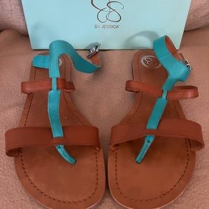 Ladies Two TONE SANDALS.